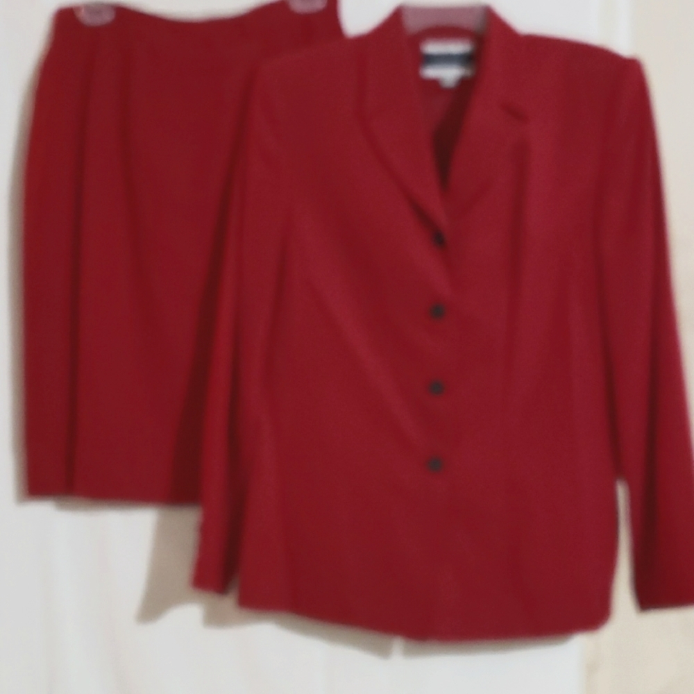 2 pc Women's Suit